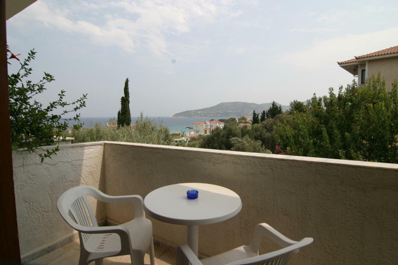 Kedros Hotel Samos Island Exterior foto